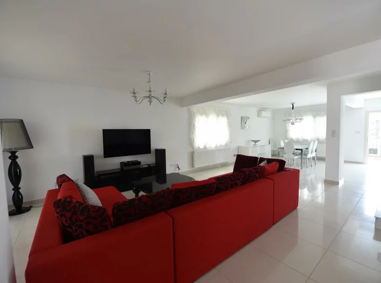 4 bedroom Villa 200 m² Germasogeia, Cyprus