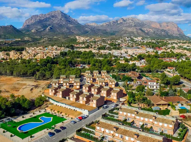 3-Schlafzimmer-Villa 146 m² La Nucia, Spanien