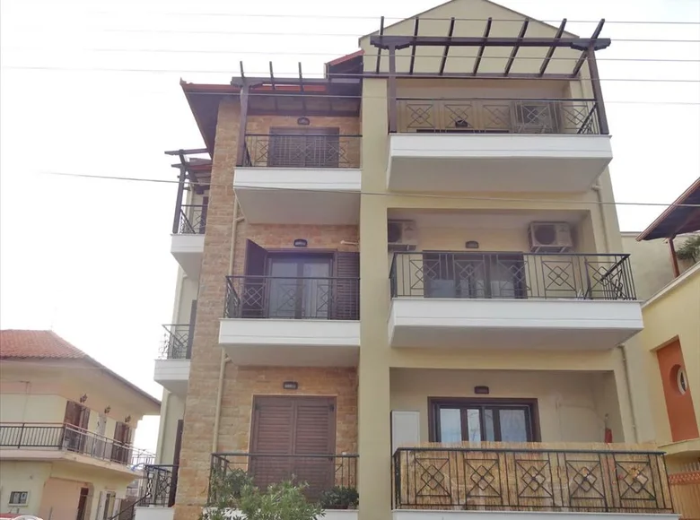 Propriété commerciale 420 m² à Ierissos, Grèce