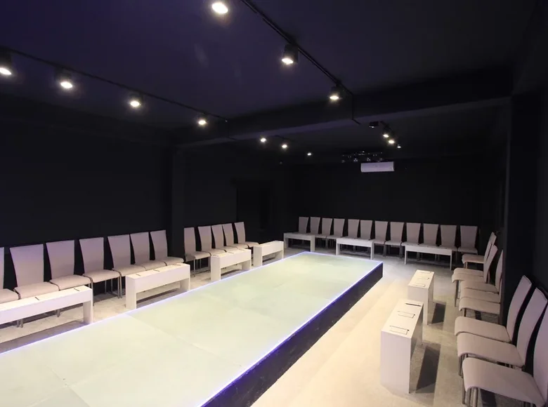 Квартира 718 м² Будва, Черногория