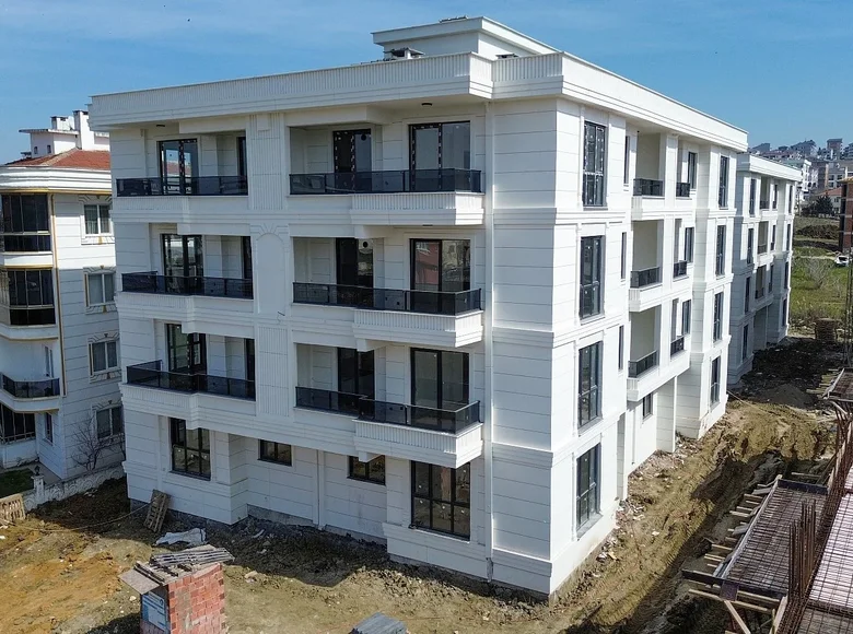 Wohnung 3 zimmer 95 m² Çiftlikköy, Türkei