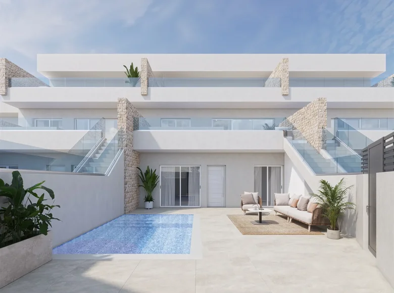 2 bedroom bungalow 105 m² Pilar de la Horadada, Spain