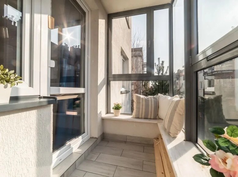 Квартира 4 комнаты 57 м² Варшава, Польша