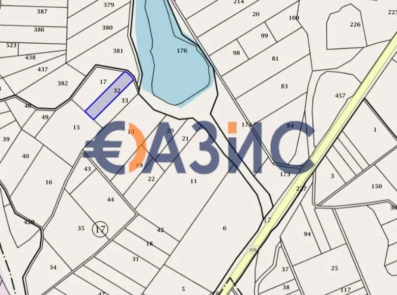 Commercial property 3 000 m² in Laka, Bulgaria