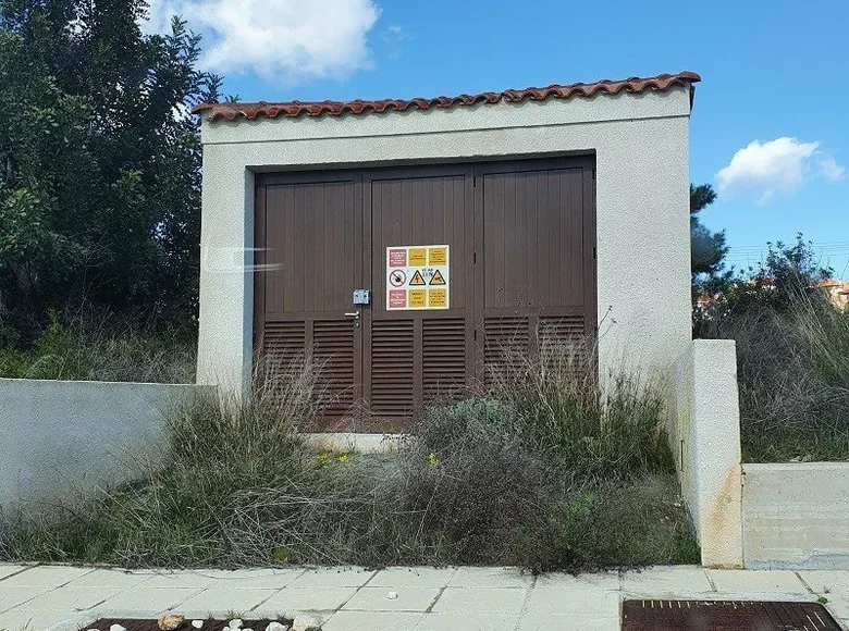 Parcelas  Souni Zanatzia, Chipre