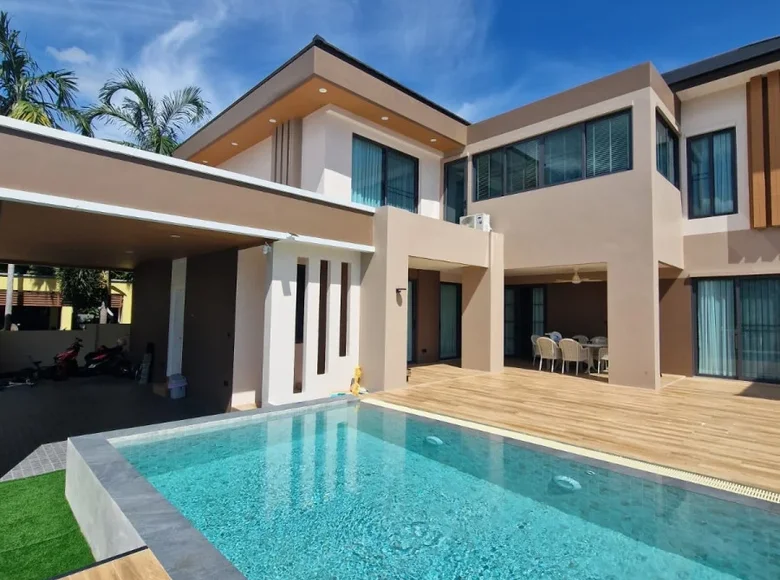 villa de 5 chambres 300 m² Pong, Thaïlande