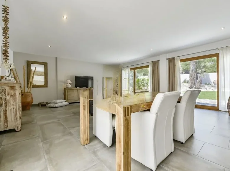 6 bedroom villa 724 m² Finestrat, Spain