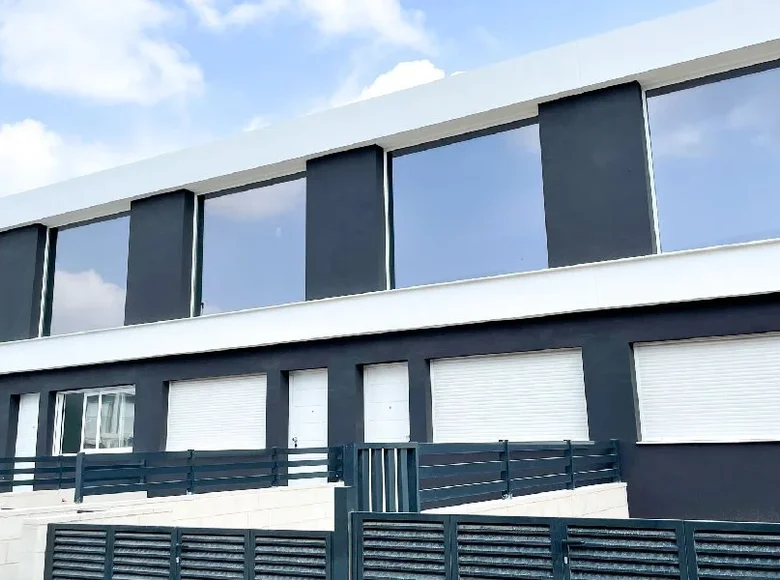 Таунхаус 3 спальни 75 м² Ижевск, Россия