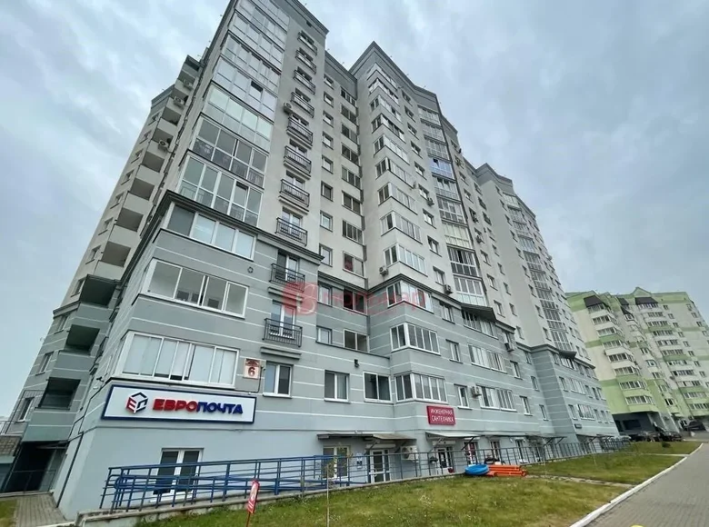 Tienda 97 m² en Minsk, Belarús