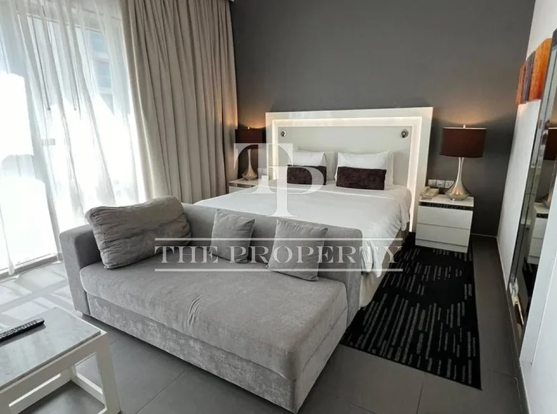 Квартира 1 комната 339 м² Дубай, ОАЭ