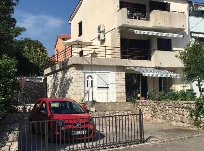 Hotel 230 m² in Crikvenica, Croatia