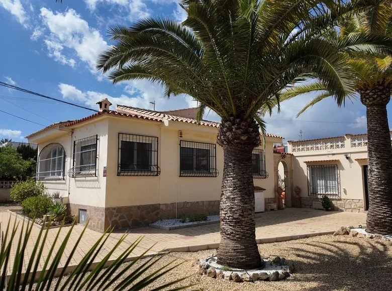 3 bedroom villa 190 m² lAlfas del Pi, Spain