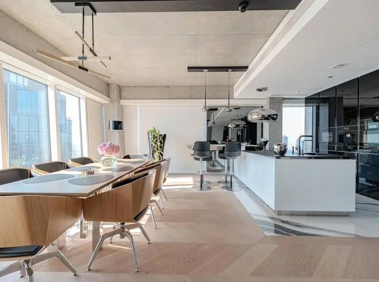 Квартира 4 комнаты 203 м² Варшава, Польша