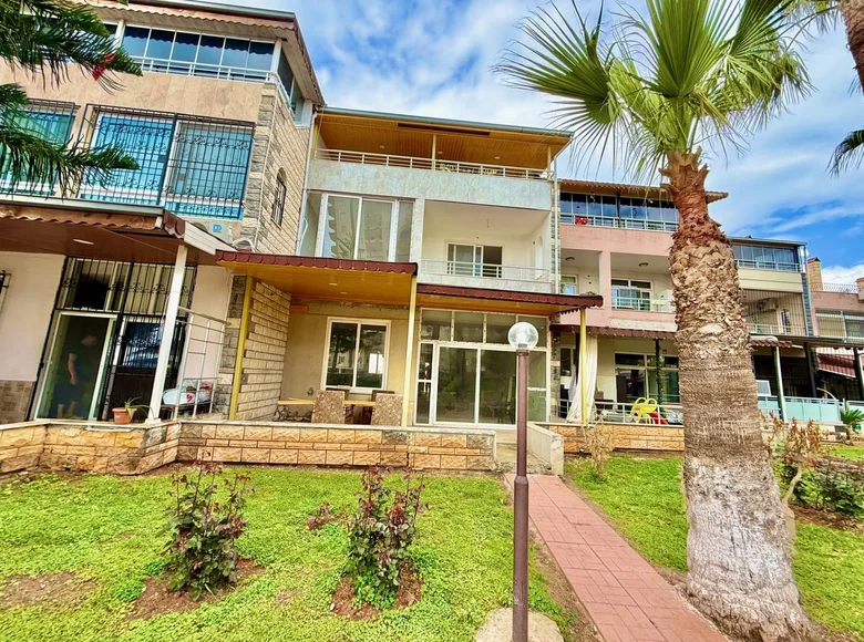 Bliźniak 8 pokojów 370 m² Mezitli, Turcja