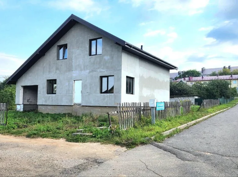 Cottage 180 m² Lahojsk, Belarus