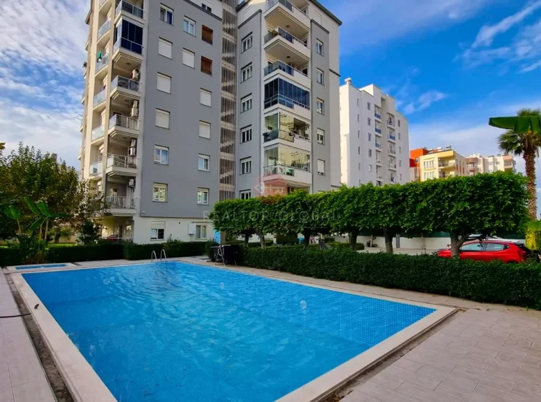 Appartement 1 chambre 140 m² Muratpasa, Turquie
