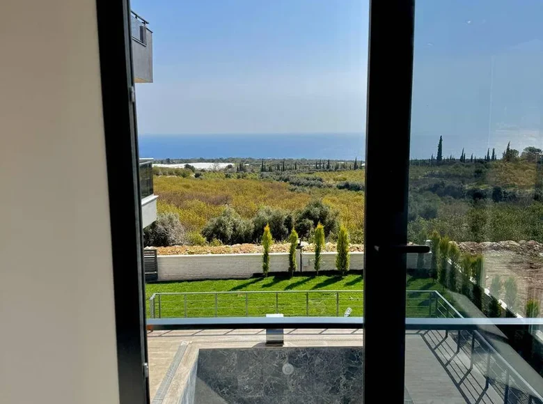 Вилла 6 комнат 360 м² Мезитли, Турция