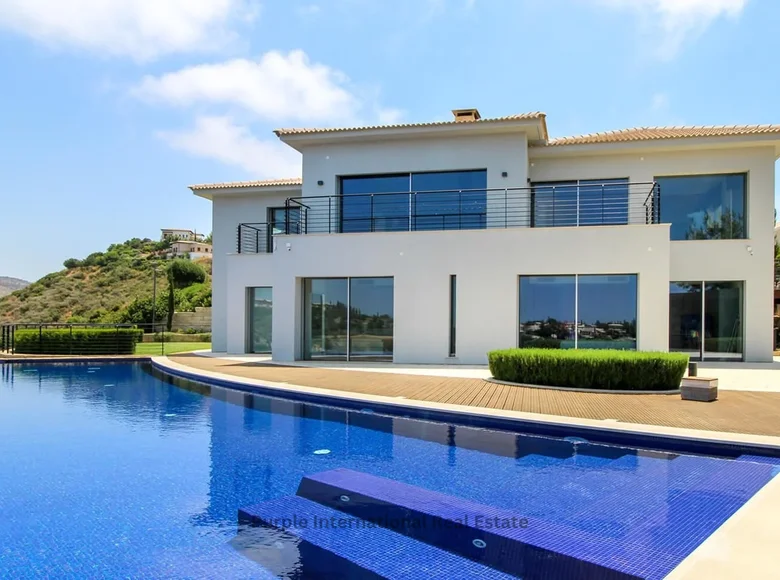 4 bedroom Villa 450 m² Kouklia, Cyprus