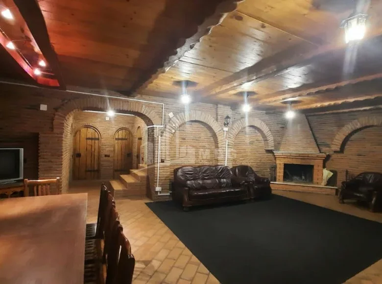 6-Zimmer-Villa 300 m² Tiflis, Georgien