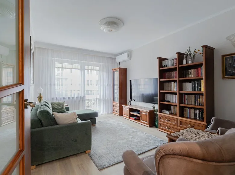2 room apartment 69 m² Warsaw, Poland