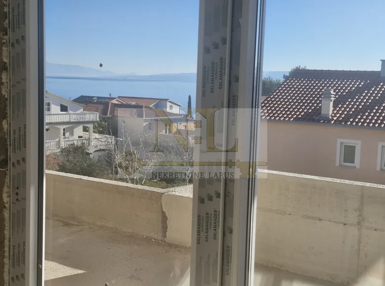 3 bedroom apartment Okrug Gornji, Croatia