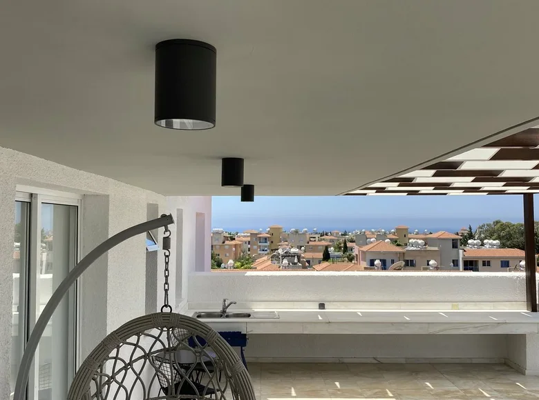 Penthouse 3 bedrooms 171 m² in Paphos, Cyprus