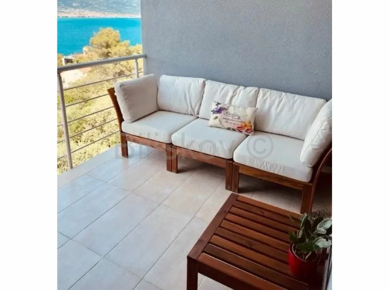 1 room apartment 52 m² Mastrinka, Croatia