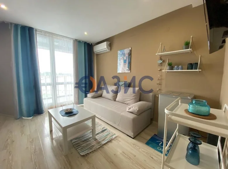 Квартира 2 спальни 70 м² Несебр, Болгария