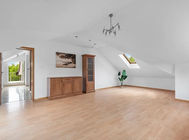 Квартира 3 комнаты 92 м² Варшава, Польша