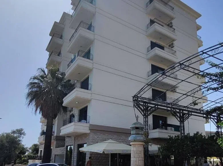 Studio apartment 1 bedroom 33 m² Bar, Montenegro