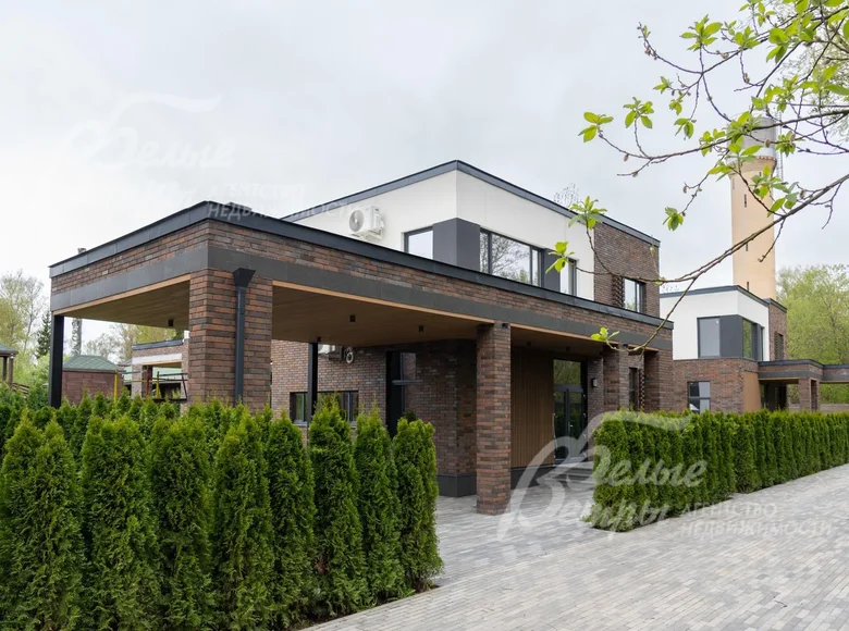 Дом 6 комнат 257 м² район Троицк, Россия