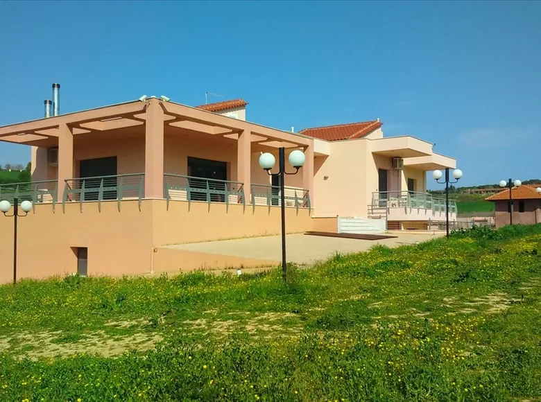 5-Schlafzimmer-Villa 370 m² Trilofos, Griechenland