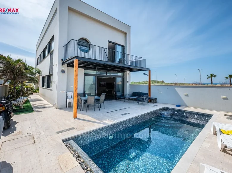 Villa de 5 habitaciones 200 m² Hadera, Israel