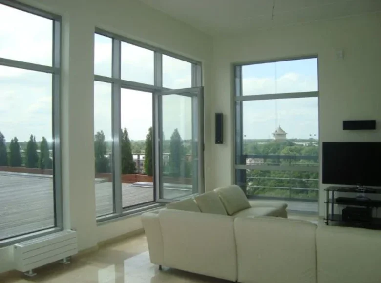 Apartamento 3 habitaciones 415 m² Riga, Letonia