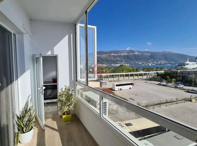 Mieszkanie 148 m² Bashkia Vlore, Albania