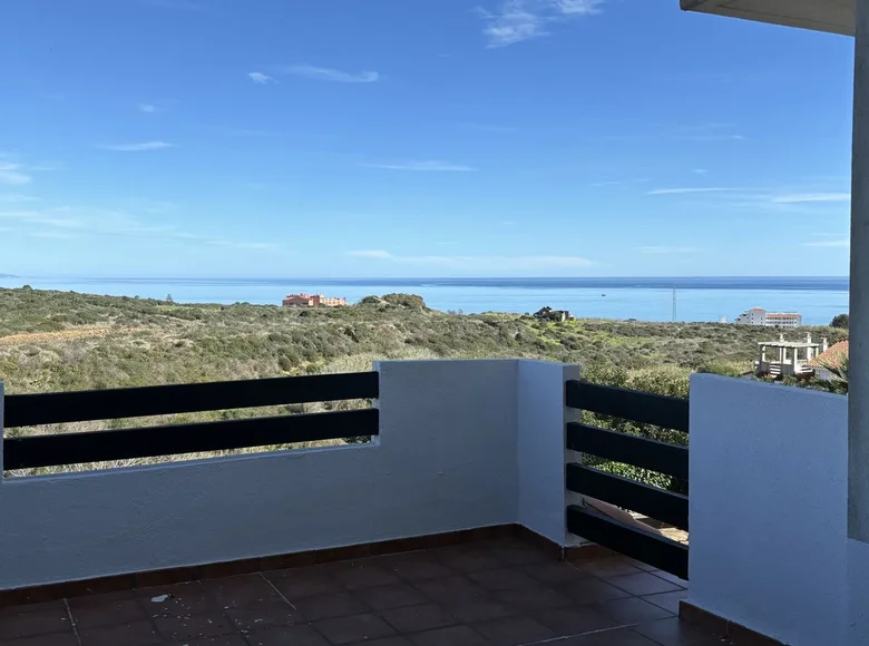 2 bedroom apartment 81 m² Manilva, Spain