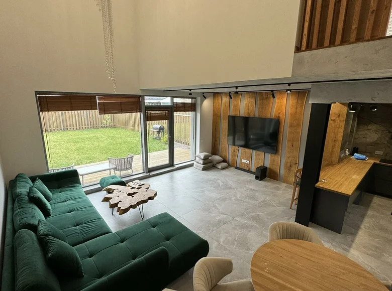 House 139 m² Ratamka, Belarus