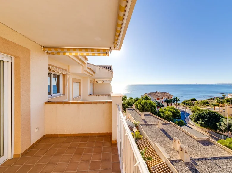 2 bedroom apartment 76 m² Dehesa de Campoamor, Spain