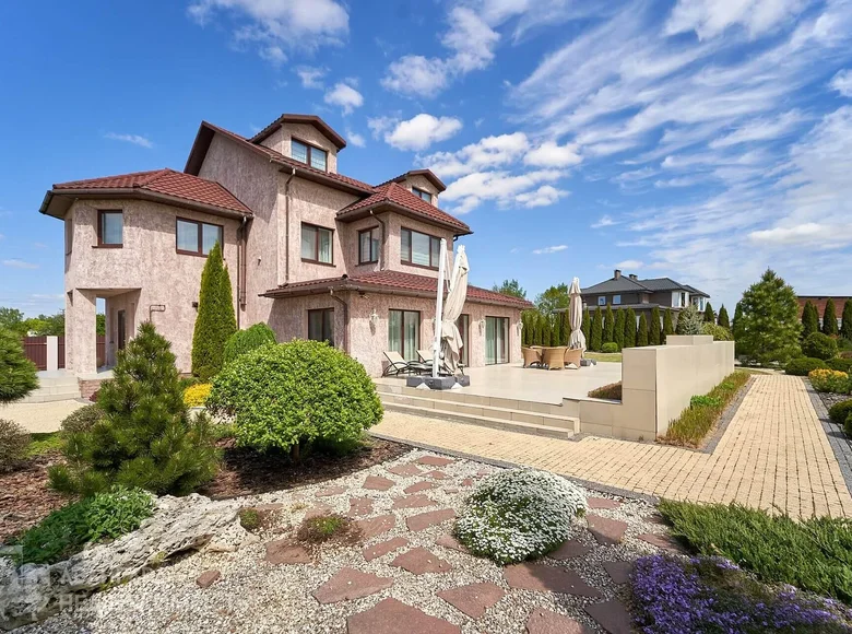 Casa de campo 280 m² Krupica, Belarús