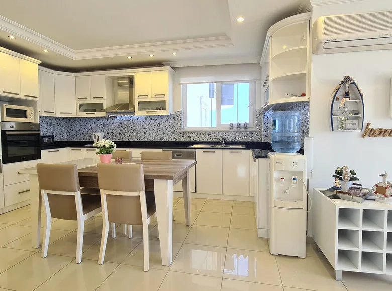 Apartamento 3 habitaciones  Kargicak, Turquía