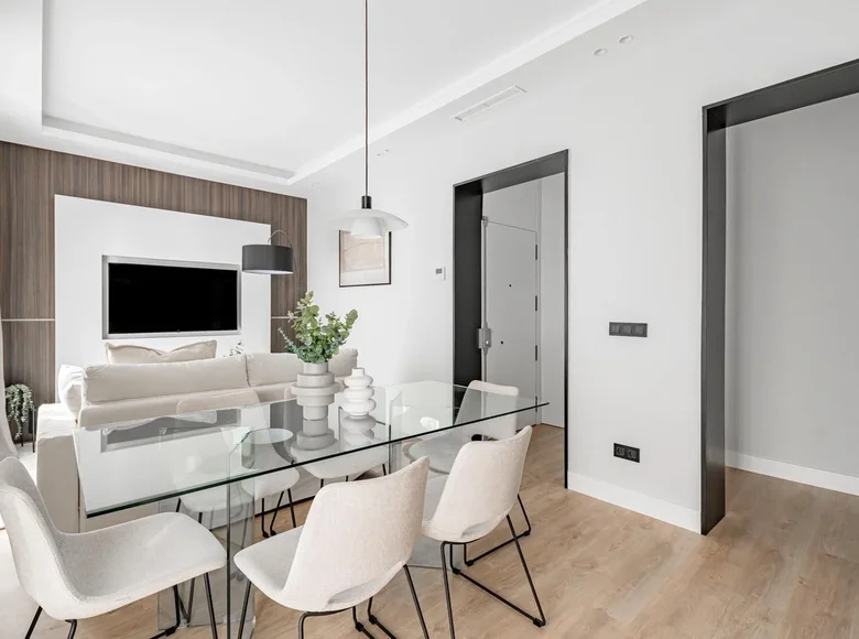 Wohnung 2 Schlafzimmer 76 m² Madrid, Spanien