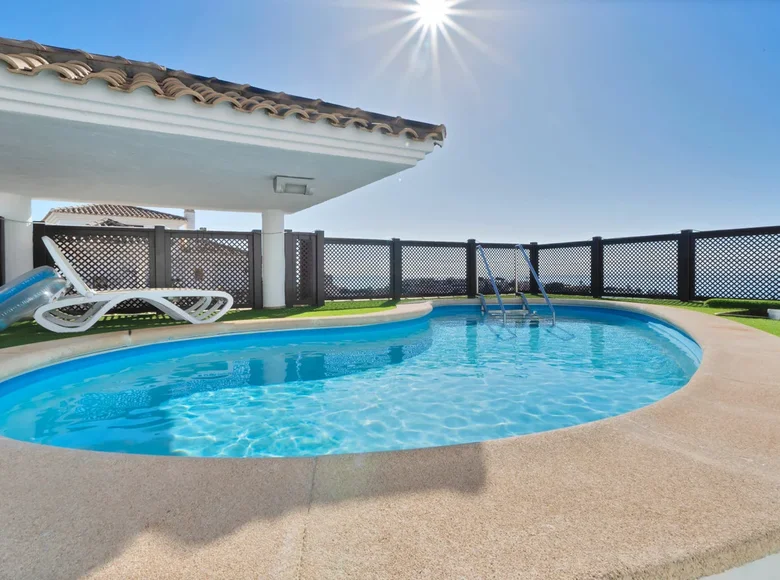 Квартира 4 спальни 277 м² Benalmadena, Испания