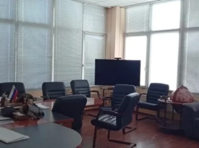 Office 1 393 m² in Rumancevo, Russia