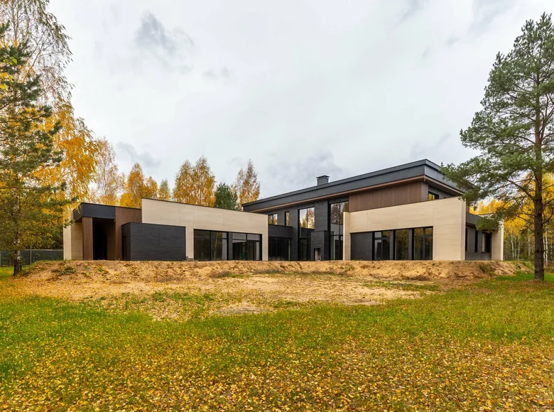 Дом 840 м² Колодищанский сельский Совет, Беларусь