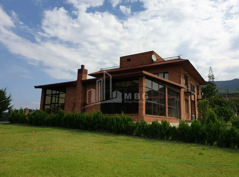 Villa 7 habitaciones 600 m² Tiflis, Georgia