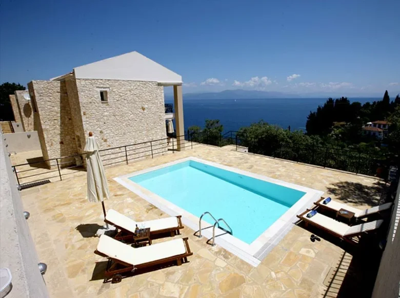 Villa 150 m² Loggos, Greece
