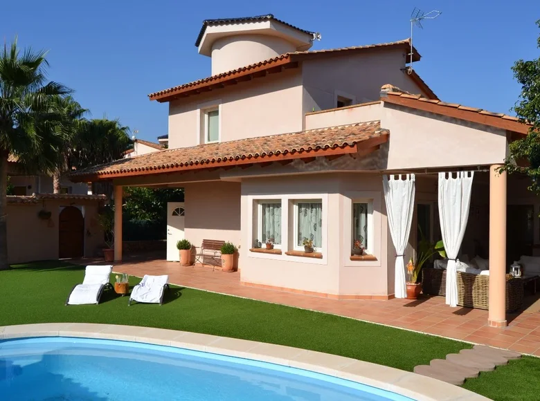 Willa 4 pokoi 340 m² lAlfas del Pi, Hiszpania