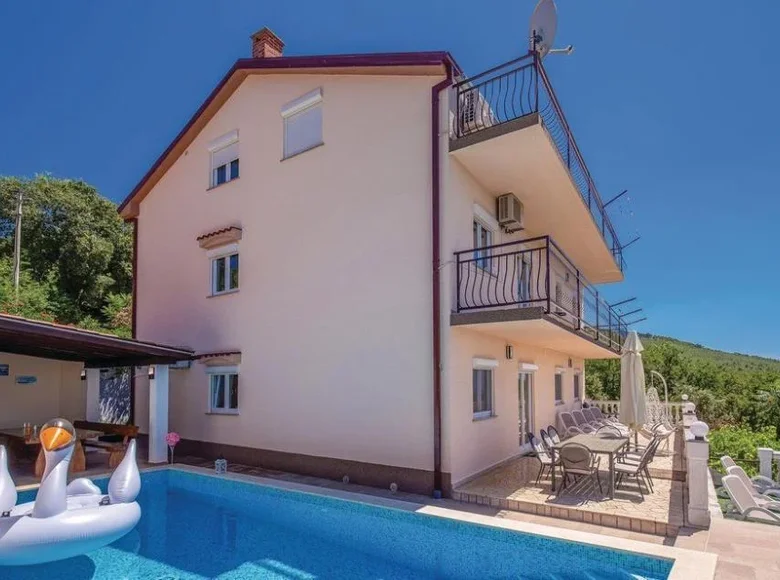 Hôtel 335 m² à Crikvenica, Croatie