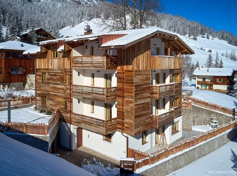 Квартира 1 комната 125 м² Трентино — Альто-Адидже, Италия