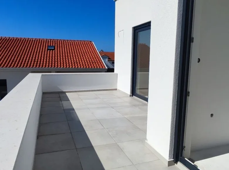 Villa 168 m² Srima, Croatia